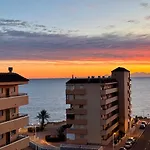 Апартаменты Miramar Waves Торевьиа